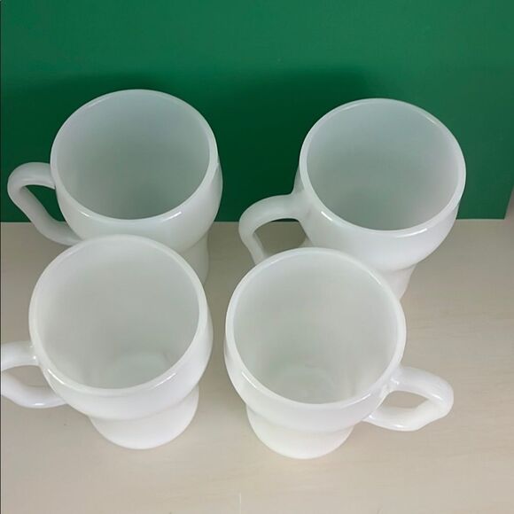 Anchor Hocking Fire King White Milk Glass Soda Fountain /Coca Cola Mugs (4) VTG - Picture 6 of 9